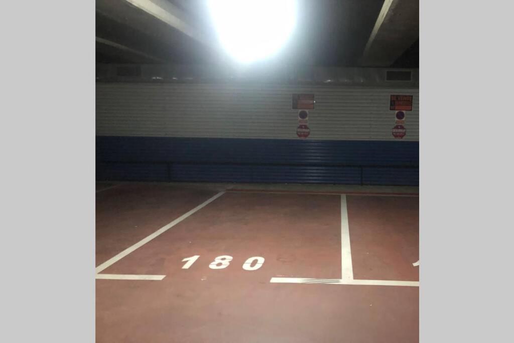 Free Parking, 40 Meters From The Beach, Wi-Fi, Ac إِستيبونا المظهر الخارجي الصورة
