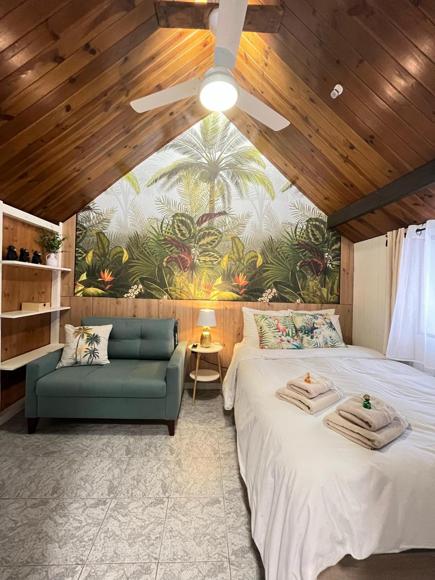 Free Parking, 40 Meters From The Beach, Wi-Fi, Ac إِستيبونا المظهر الخارجي الصورة