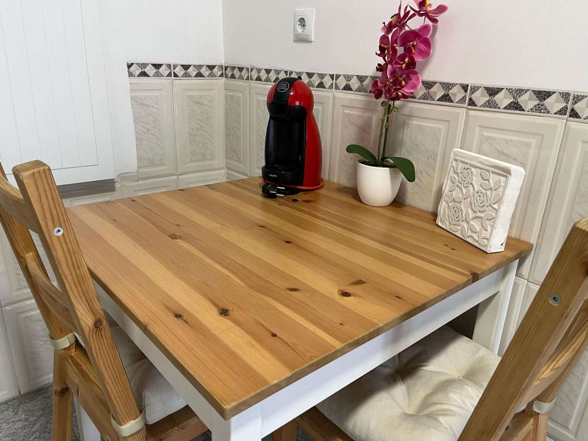 Free Parking, 40 Meters From The Beach, Wi-Fi, Ac إِستيبونا الغرفة الصورة
